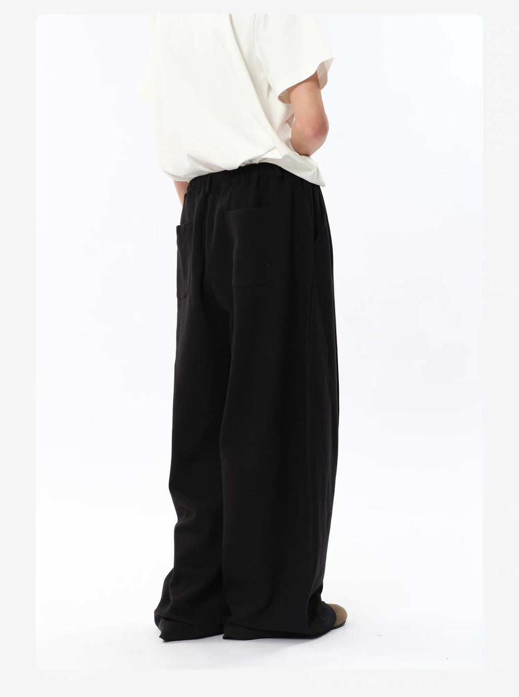 Roaringwild a arch Roaring Beast Loose Drawstring Sickle Pants