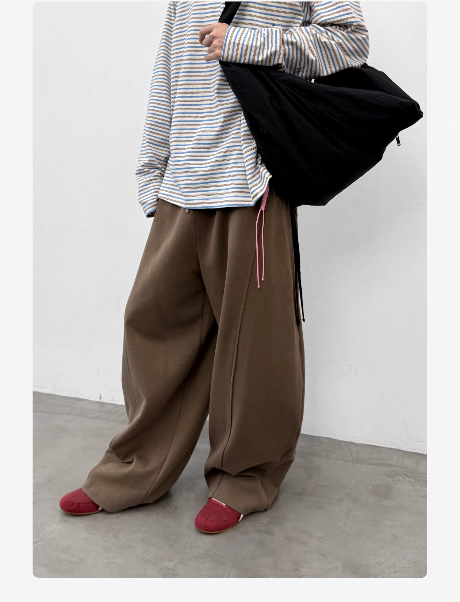 Roaringwild a arch Roaring Beast Loose Drawstring Sickle Pants